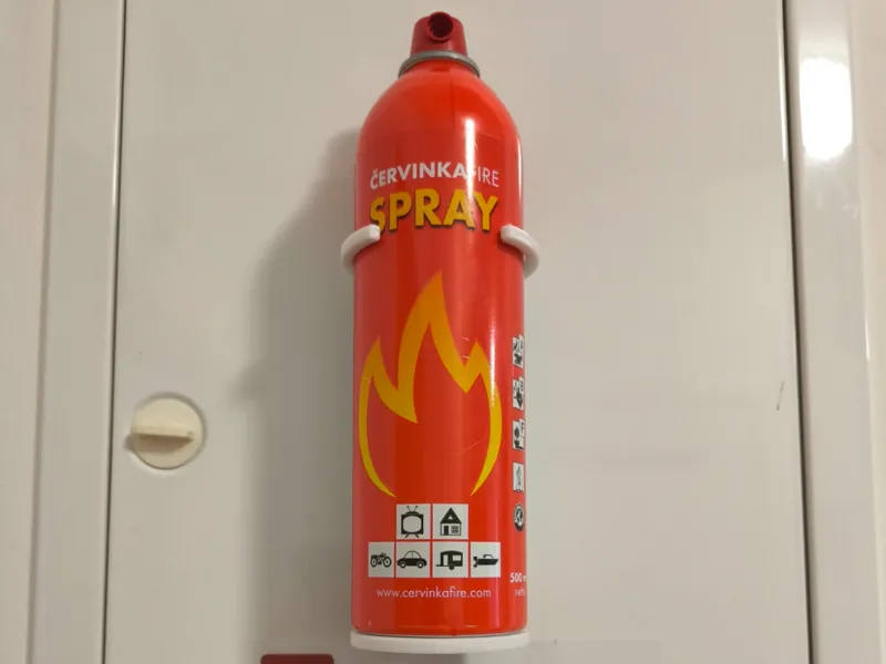 Spray can wall holder – 3 Sizes (40–67mm)