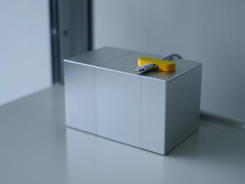 Magnet wire clip | designed for the array