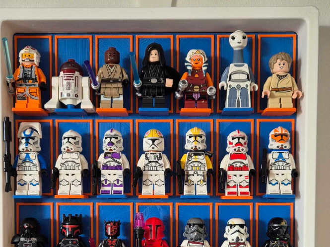 28 Minifigure Display Picture Frame / Stand Legos