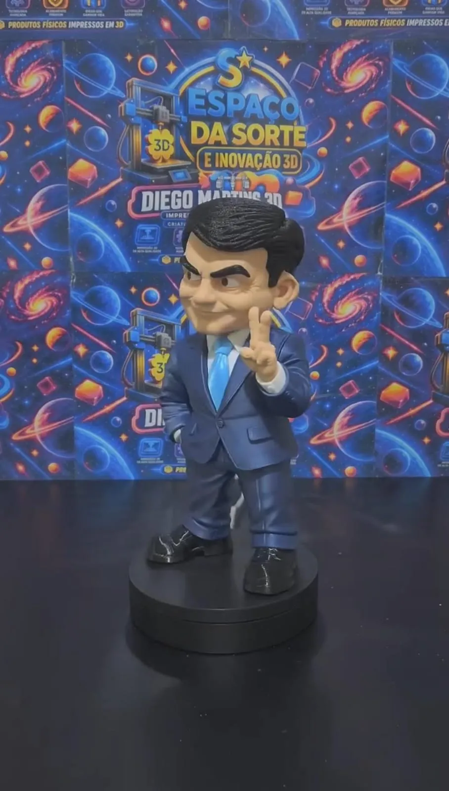 FLAVIO BOLSONARO CARTOON 3D NO AMS 25 CM - Free 3D Print Model - MakerWorld