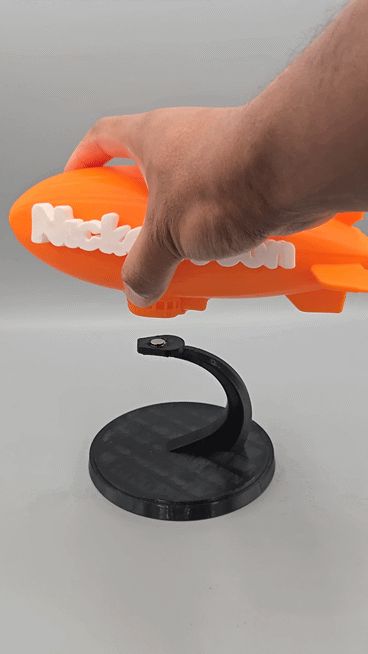 Nickelodeon-Style Blimp with Magnetic Stand