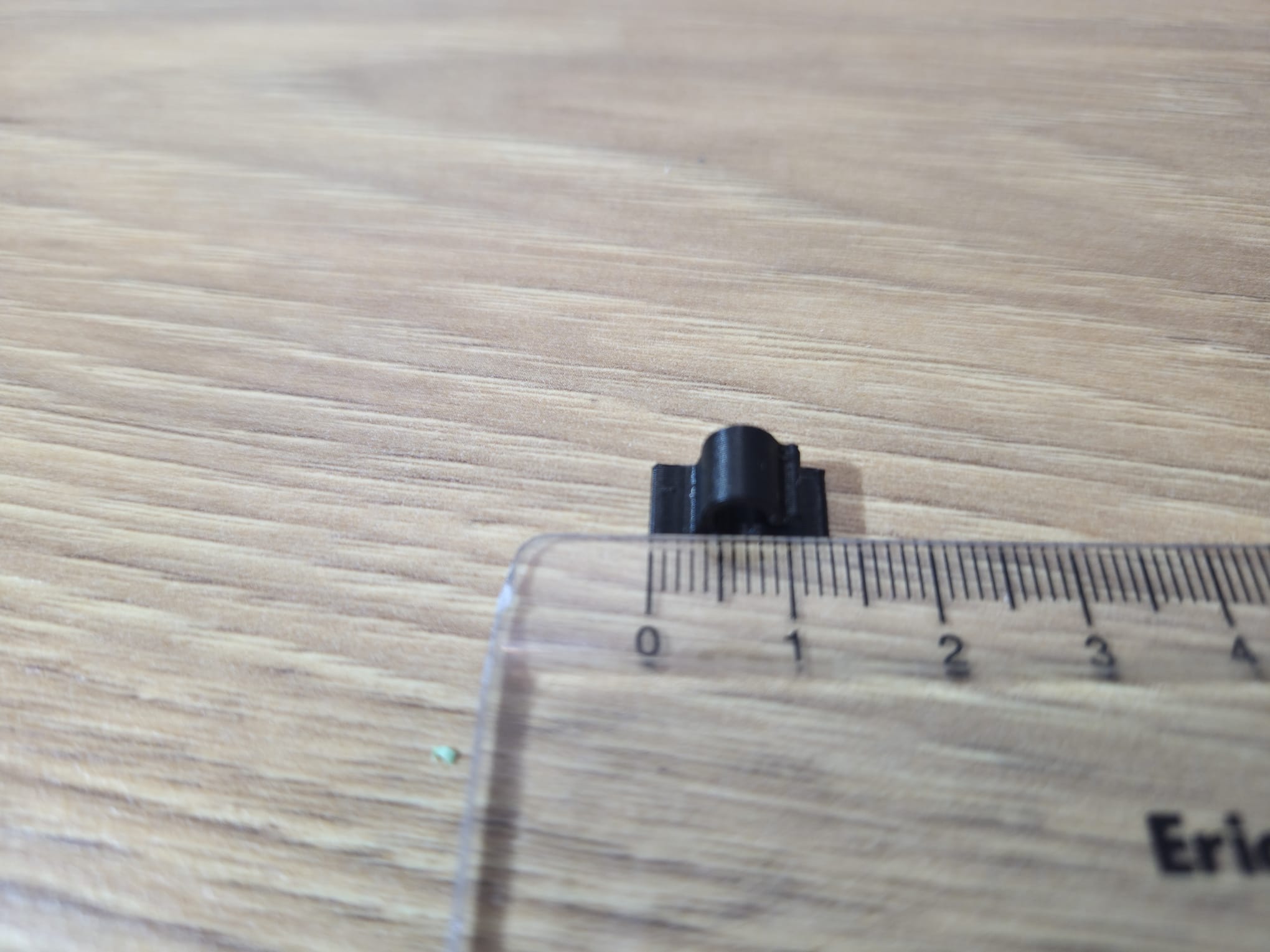 Miniatura 13 do modelo 3D Strong cable clips