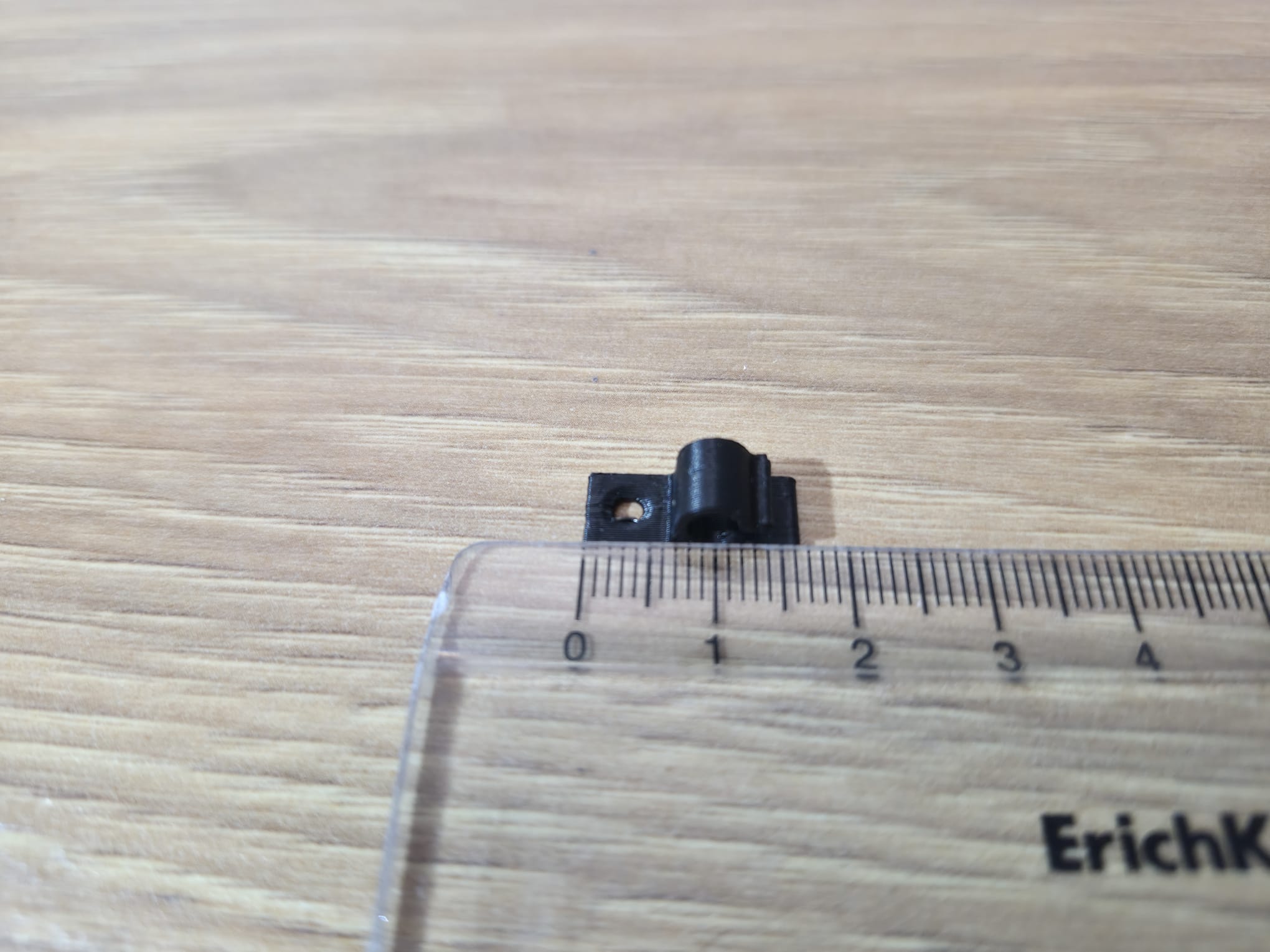 Miniatura 14 do modelo 3D Strong cable clips
