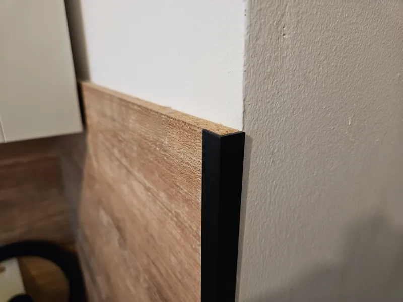 Parametric Corner Trim Edge Guard (L or U Profile)