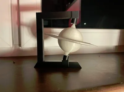 Spinning Saturn Globe
