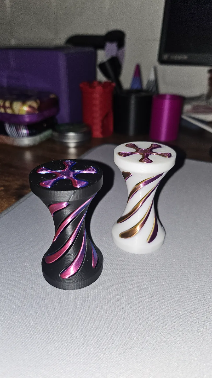 Impossible Spiral Fidget Toy by WallnutPapaya MakerWorld: Download Free ...