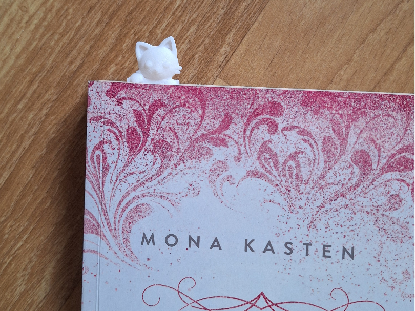 Peekaboo Kitty – Cute Cat Bookmark