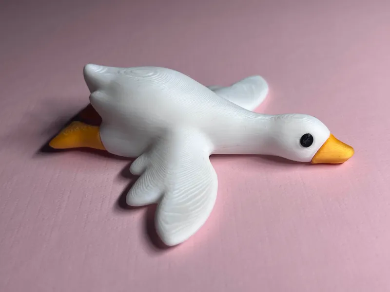 Cute laying down goose / no AMS / magnet