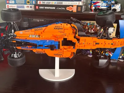 Technic McLaren F1 Car Stand 2022