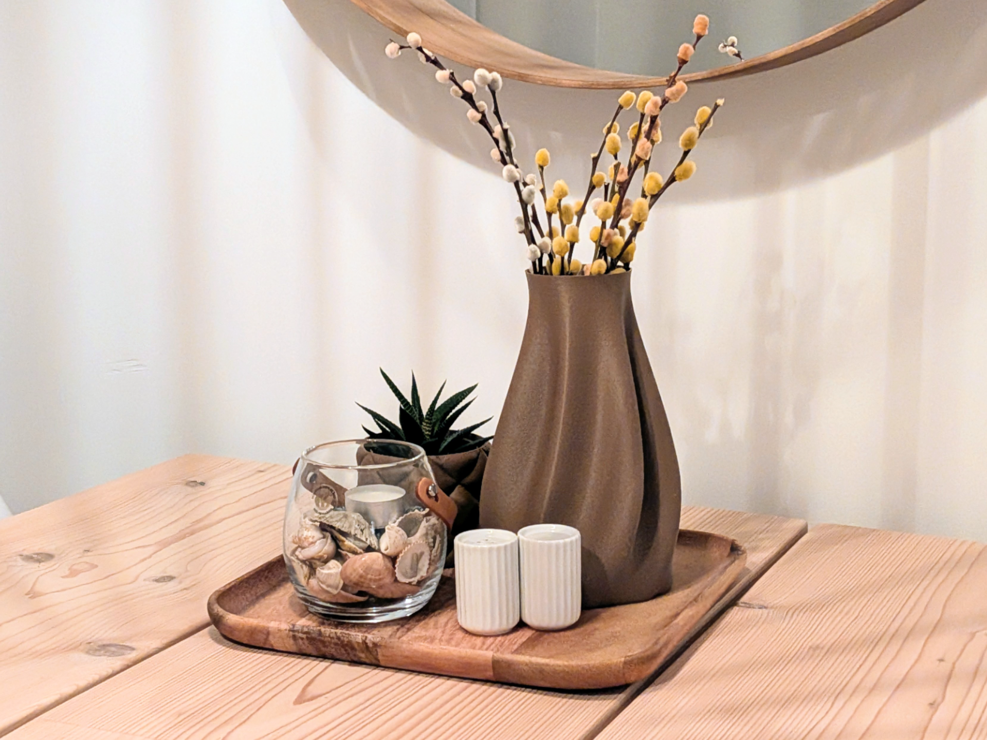 Organic Vase - Good for Dry Flowers 