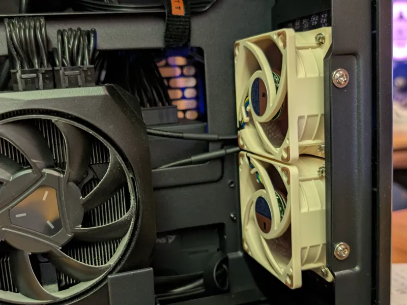 Thermaltake TR100 2x 60mm front panel fans