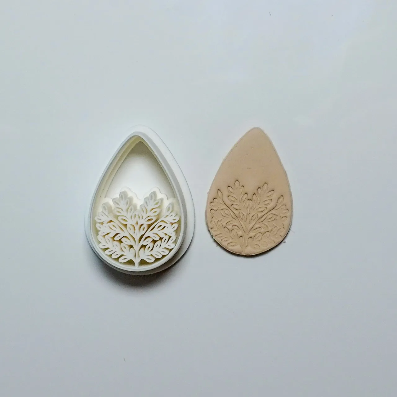 Ornamental Polymer Clay Cutter Earrings Necklace view 2