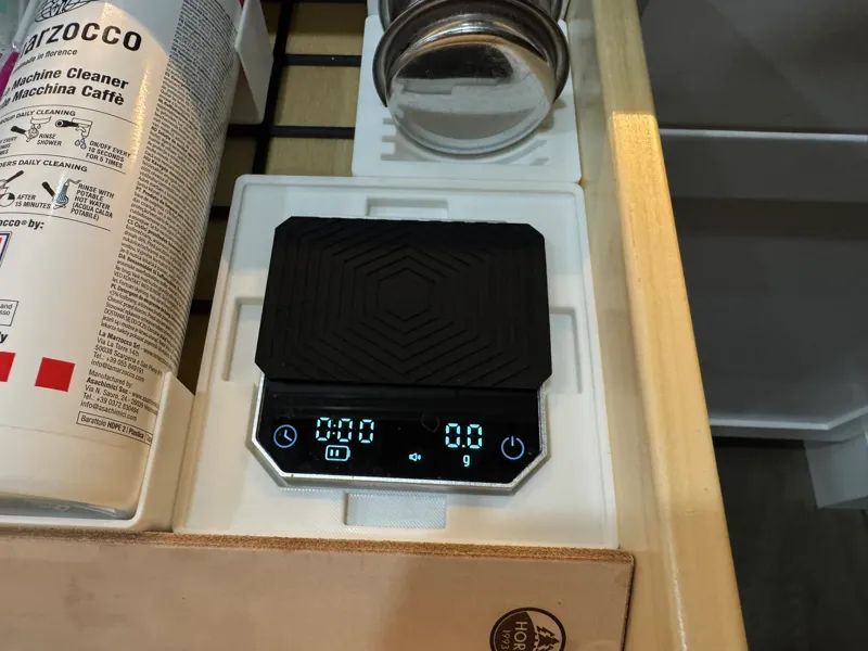 Gridfinity bin (3x3) for the IKAPE coffee scale