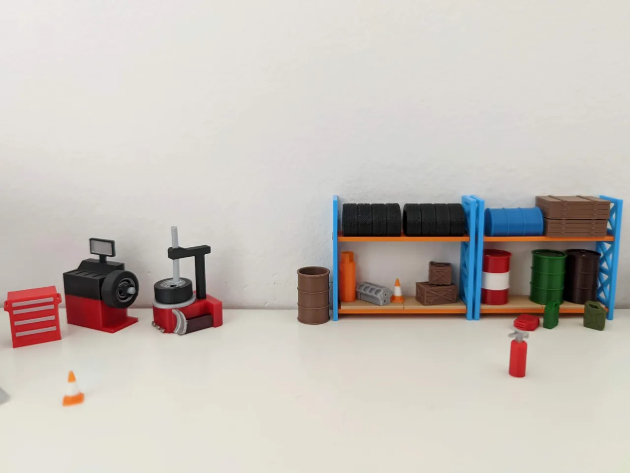 60+ parts garage diorama set in 1:64 scale view 3
