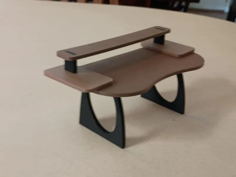Desk model