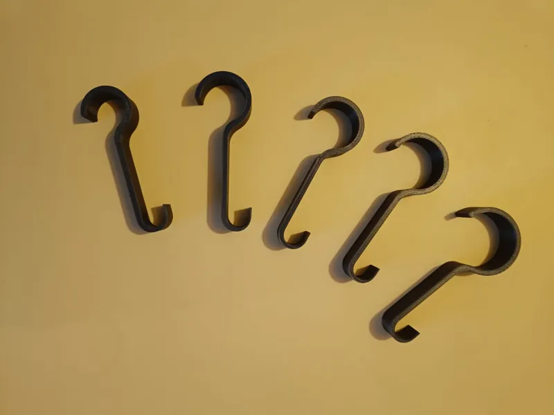 Hooks for tent poles