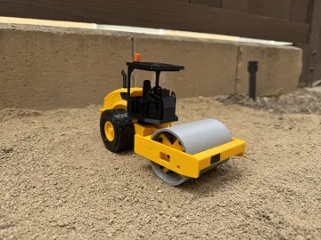 Letrero o emblema decorativo: CAT CS56B Road Roller Construction Vehicle — vista de referencia 5