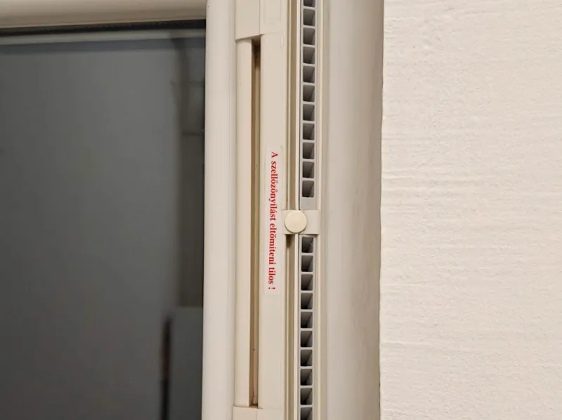 Aereco Air Vent Diverter Insert (130°, 170×10mm)