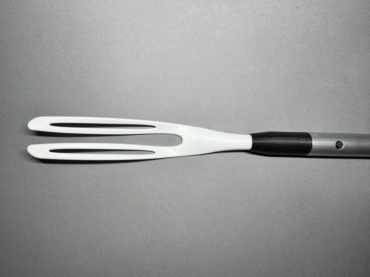 Adaptateur manche Swiffer vers plumeau