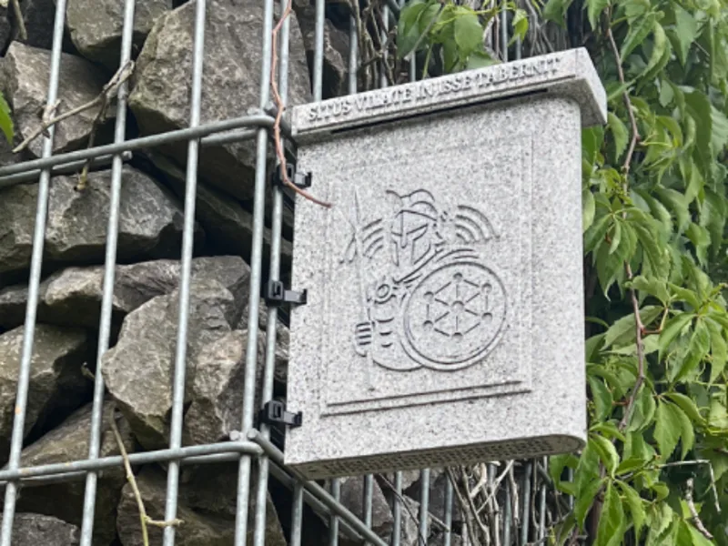 MeshCore / Meshtastic Solar „Stealth Repeater“ 