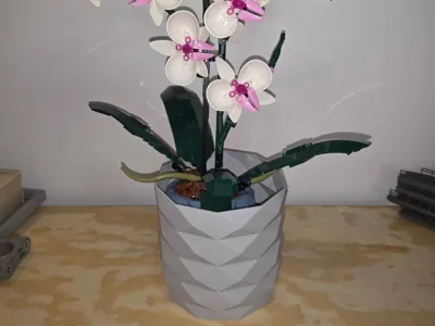 Polygon Vase Pot