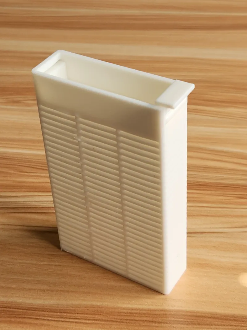 Desiccant box with easy open lid