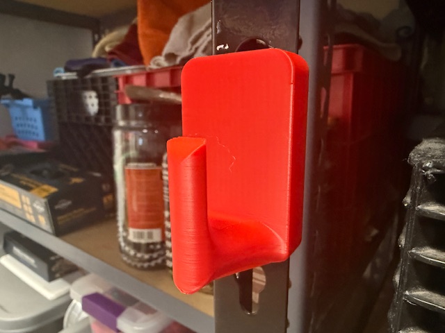 Miniatura 1 do modelo 3D Garage Shelf Brackets