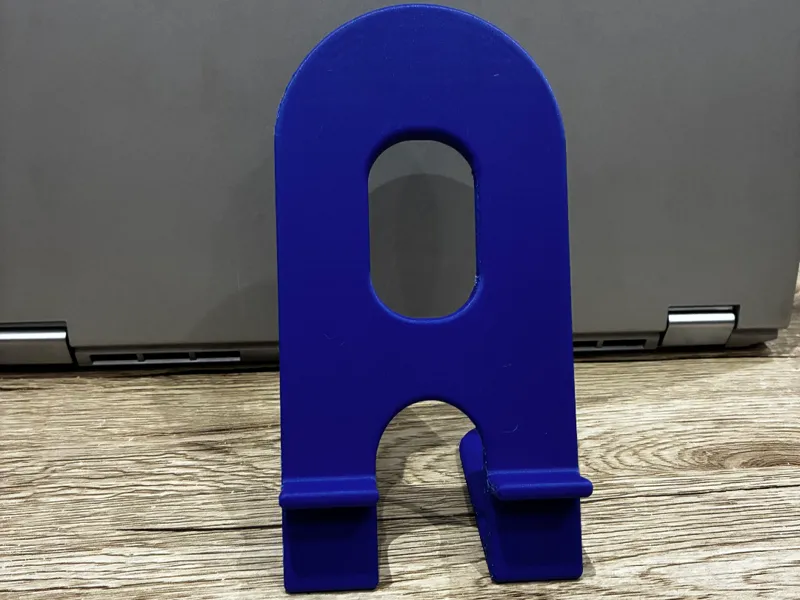 Handyhalter mit Buchse zum laden