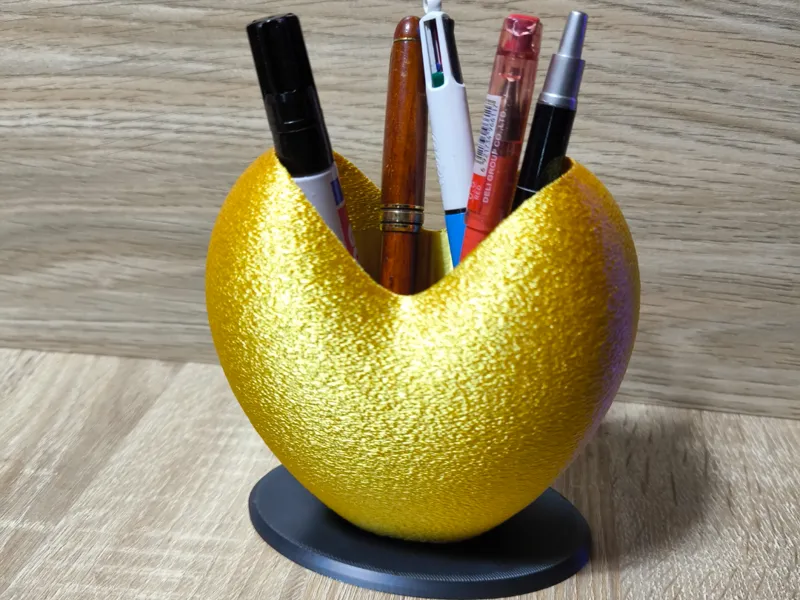 Heart Pencil/Flowers Holder