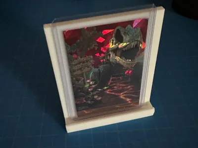 Portrait card stand for bare or top-loaded cards