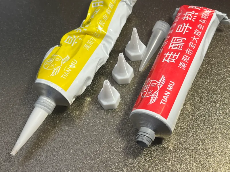 通用胶水喷嘴（喷嘴3种大小）消耗1.3克耗材 天目硅橡胶胶水适配