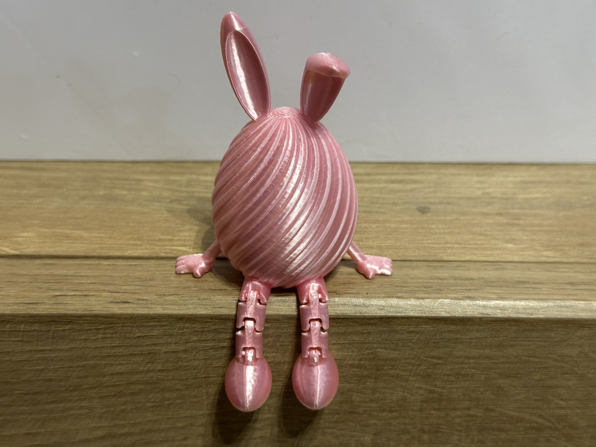 Miniatura 1 do modelo 3D Articulated Easter Egg v12