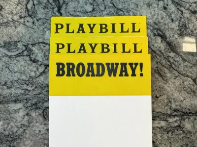 Box Protector for Broadway Playbills No Glue