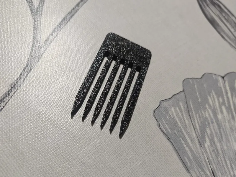 Peine para complementos de pelo