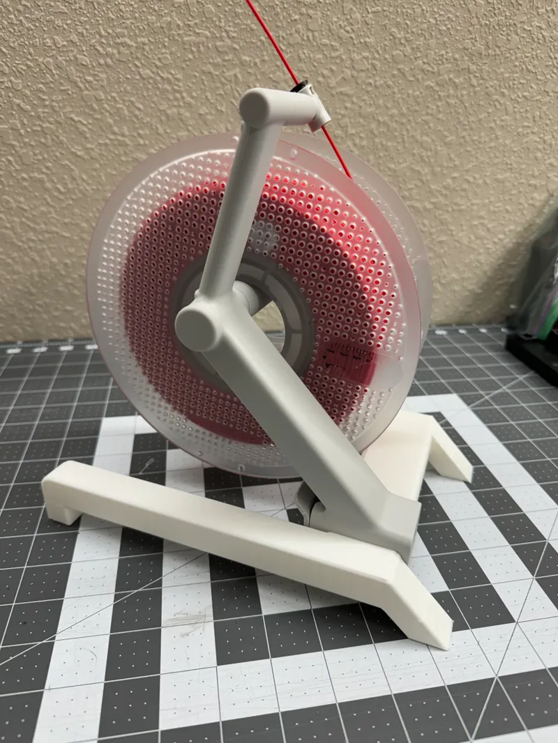 A1 spool holder for desk