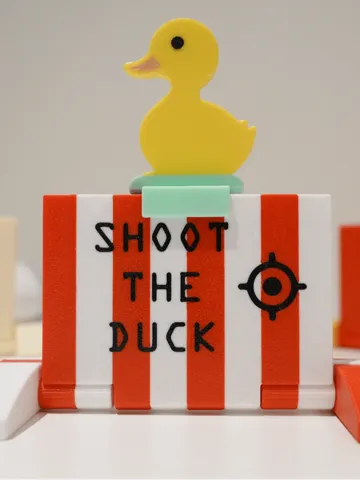 Letrero o emblema decorativo: Shoot the Duck! – Carnival Nerf Target Game — vista de referencia 2