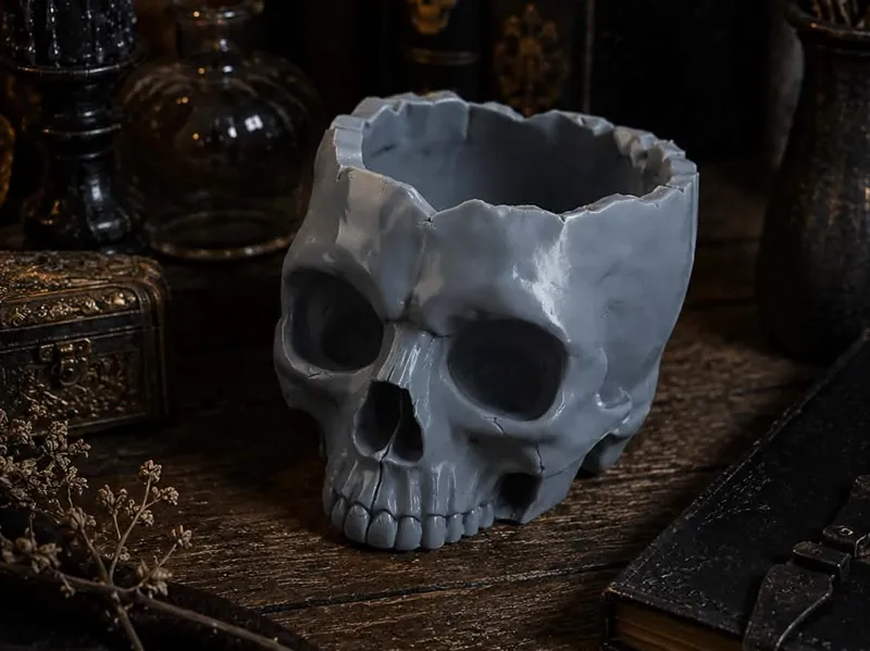 Broken Skull Pot