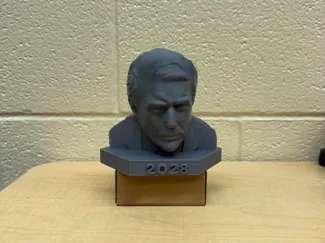 Trump 2028 statue
