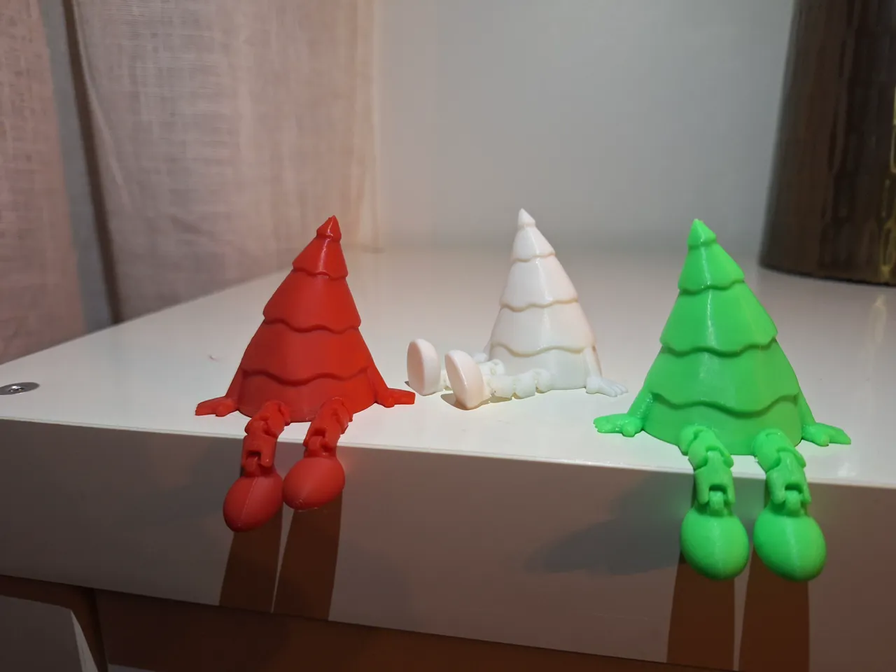 Articulated Christmas Tree (with star) view 3