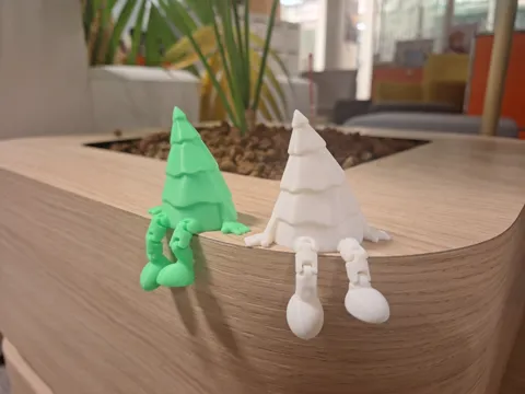 Articulated Christmas Tree (with star) view 2