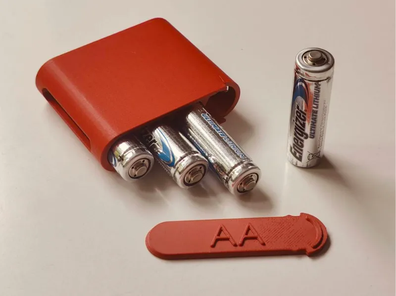 4x AA Battery container, snaplock sliding lid