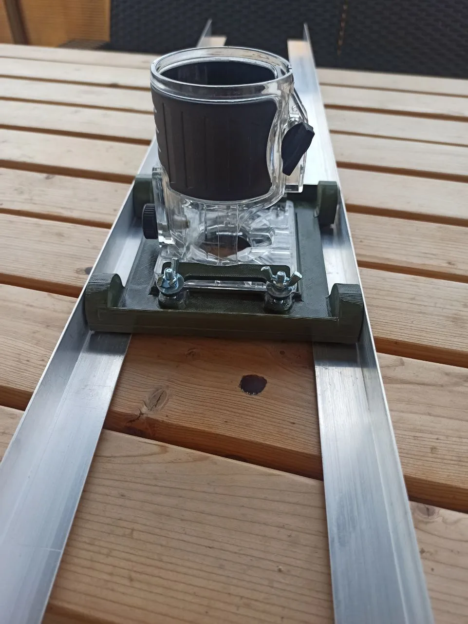 Carriage for an edge router with an 82x90 mm base - Free 3D Print Model ...
