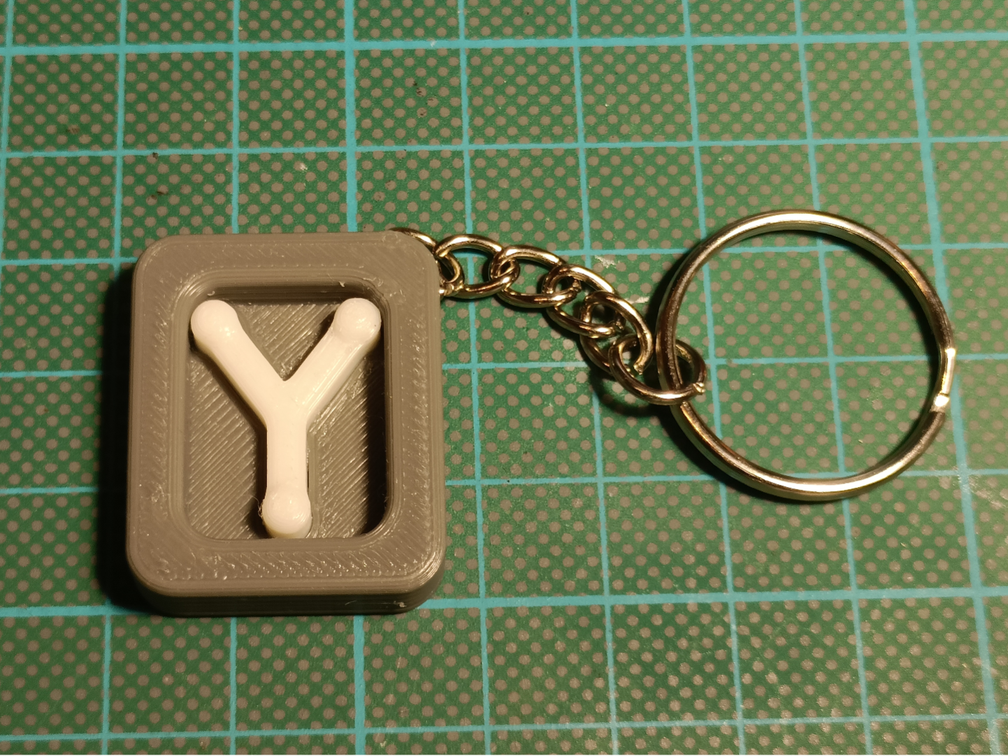 Flux Capacitor keychain / NO AMS