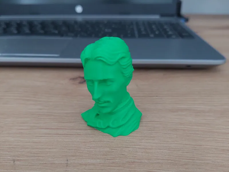 Nikola Tesla statue