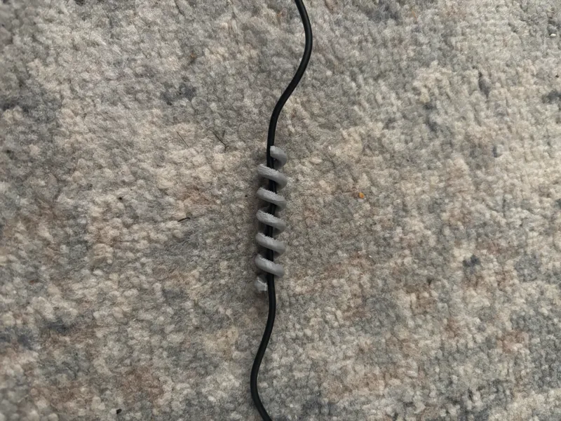 Anti-Kink Spring for Headphone Wires
