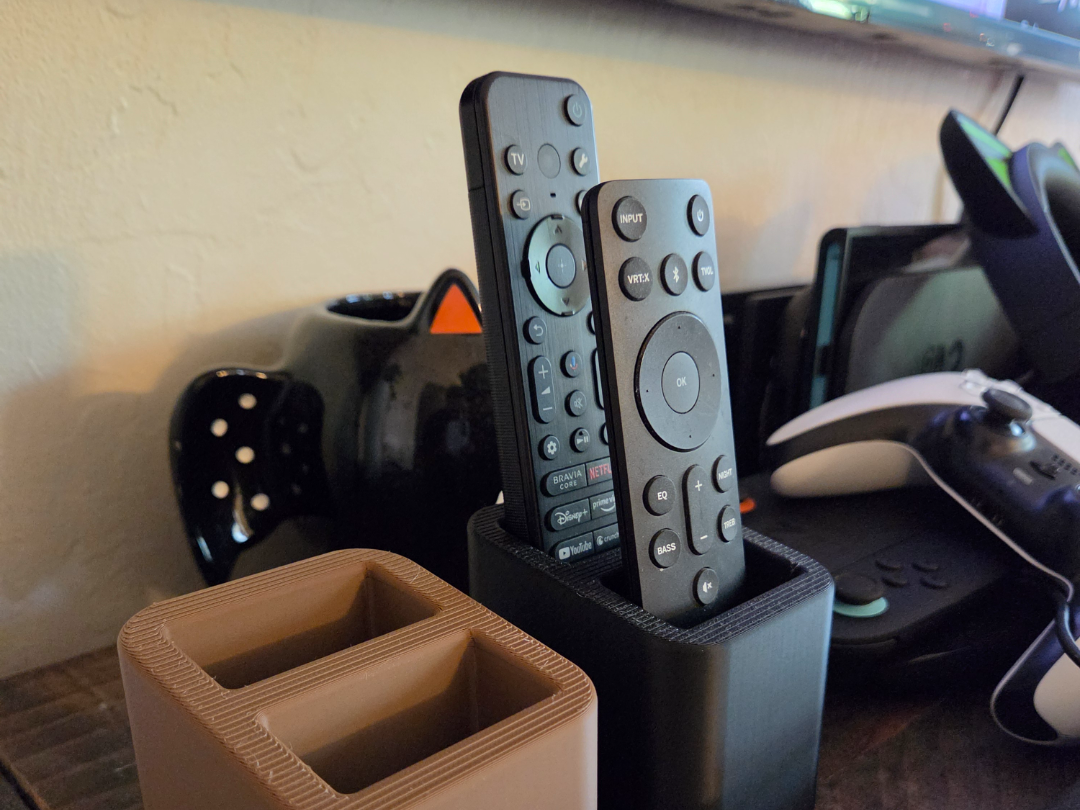 Remote control holder (2 remotes)