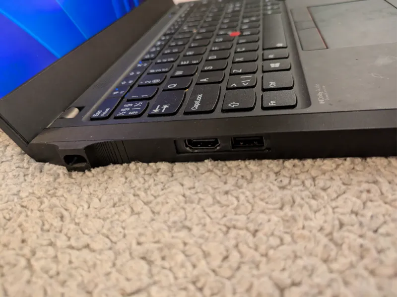 Lenovo ThinkPad T14s Connector Bracket