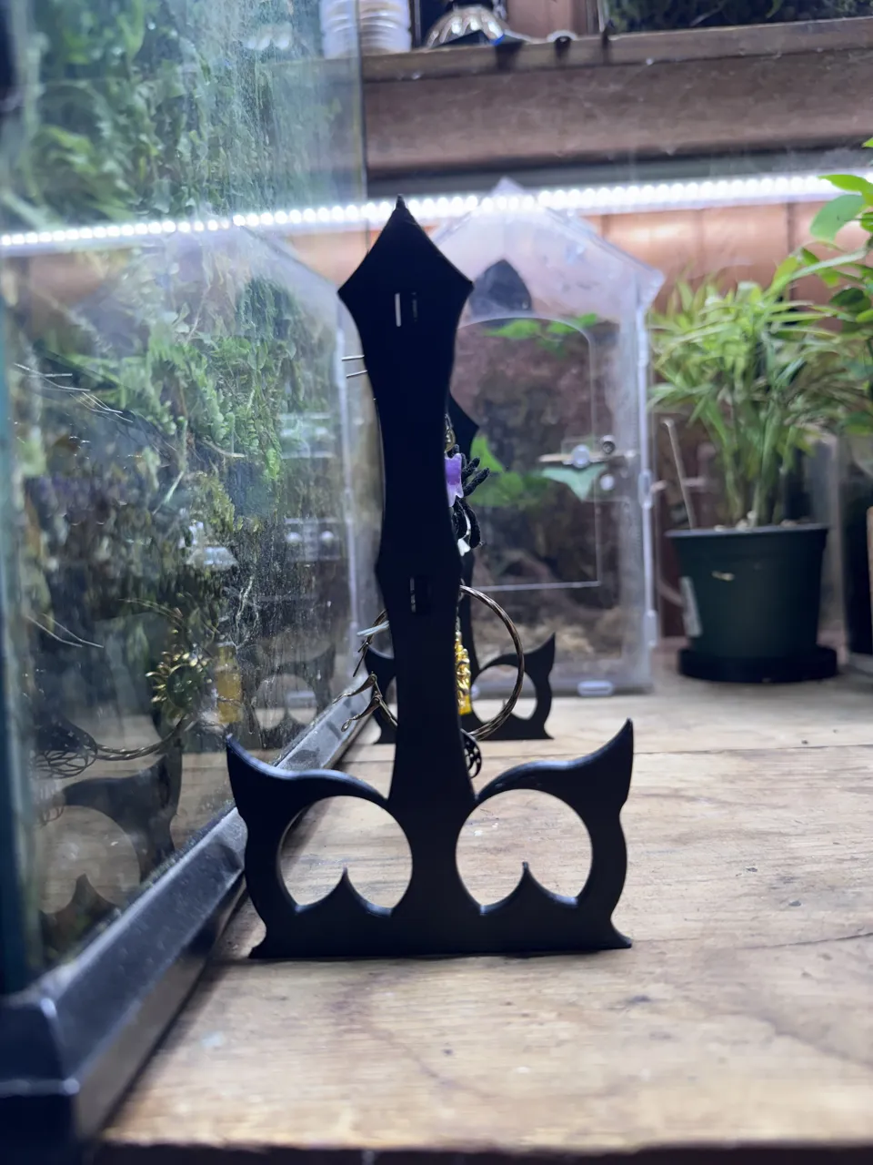 Gothic Earring Stand view 3