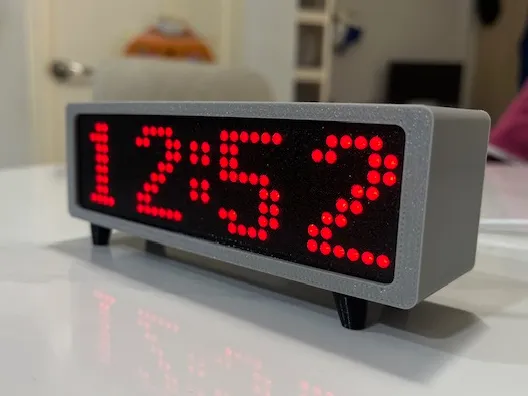 Minimalist Wi-Fi LED Desk Clock