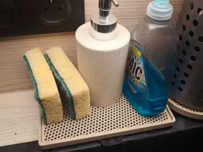 Kitchen rack dryer with drain  